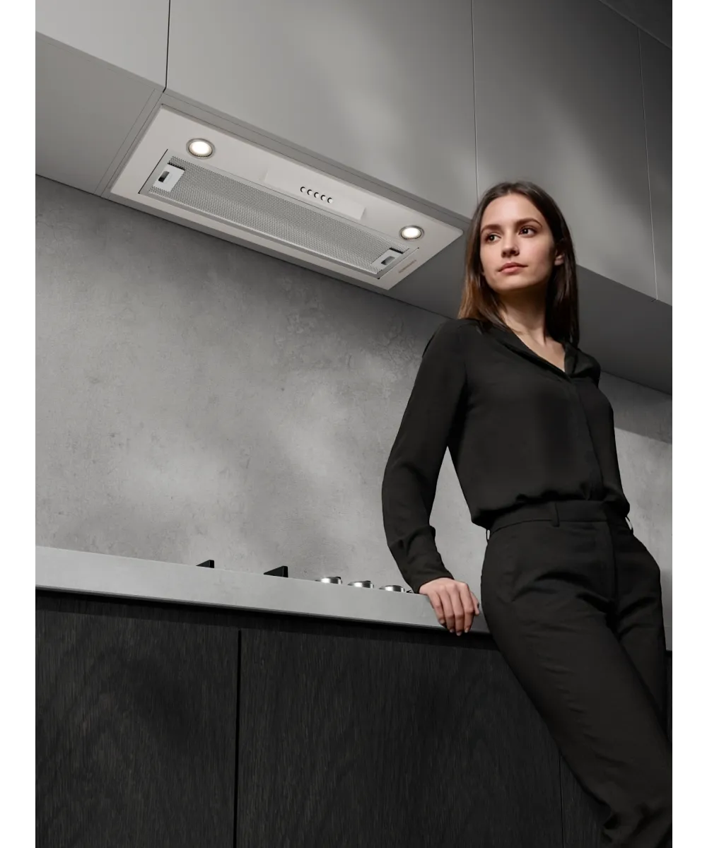 Built-in hood INLINEA 70 CX